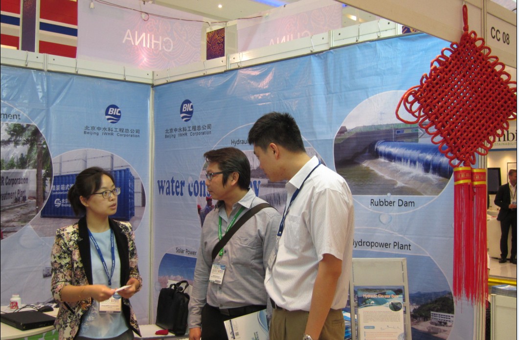 在參加印尼水展時(shí),很多咨詢(xún)者都對(duì)我們產(chǎn)品表示關(guān)注